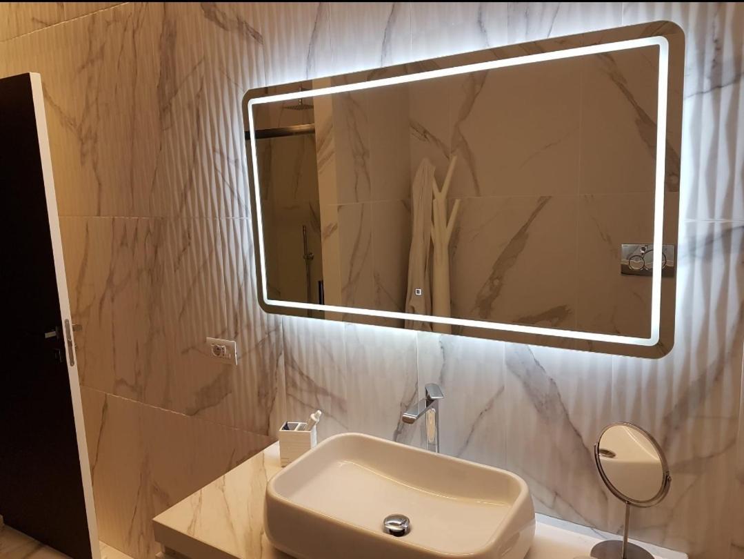 Casa Di Jeff Apartment Наполи Екстериор снимка